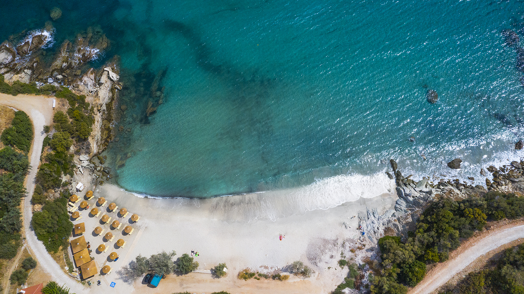 Παραλία Κλιμάκι, χωριό Άγιοι Απόστολοι. Φωτογραφία: ©Βασίλης Συκάς, για τον Δήμο Κύμης-Αλιβερίου