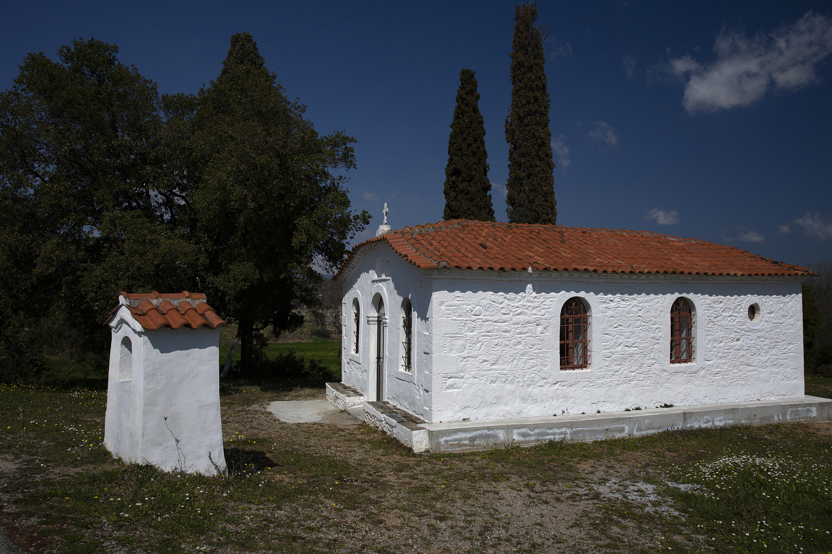 Άγιος Κωνσταντίνος, χωριό Μονόδρυ. Φωτογραφία: ©Βασίλης Συκάς, για τον Δήμο Κύμης-Αλιβερίου