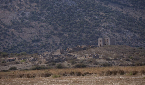 Σεράι Λόφος Καστρί κατοικία Αλέξανδρου Κοντόσταυλου. Φωτογραφία: ©Βασίλης Συκάς, για τον Δήμο Κύμης-Αλιβερίου