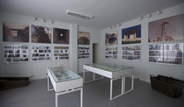 Μουσείο ανθρακωρύχου, χωριό Βίταλα. Φωτογραφία: ©Βασίλης Συκάς, για τον Δήμο Κύμης-Αλιβερίου