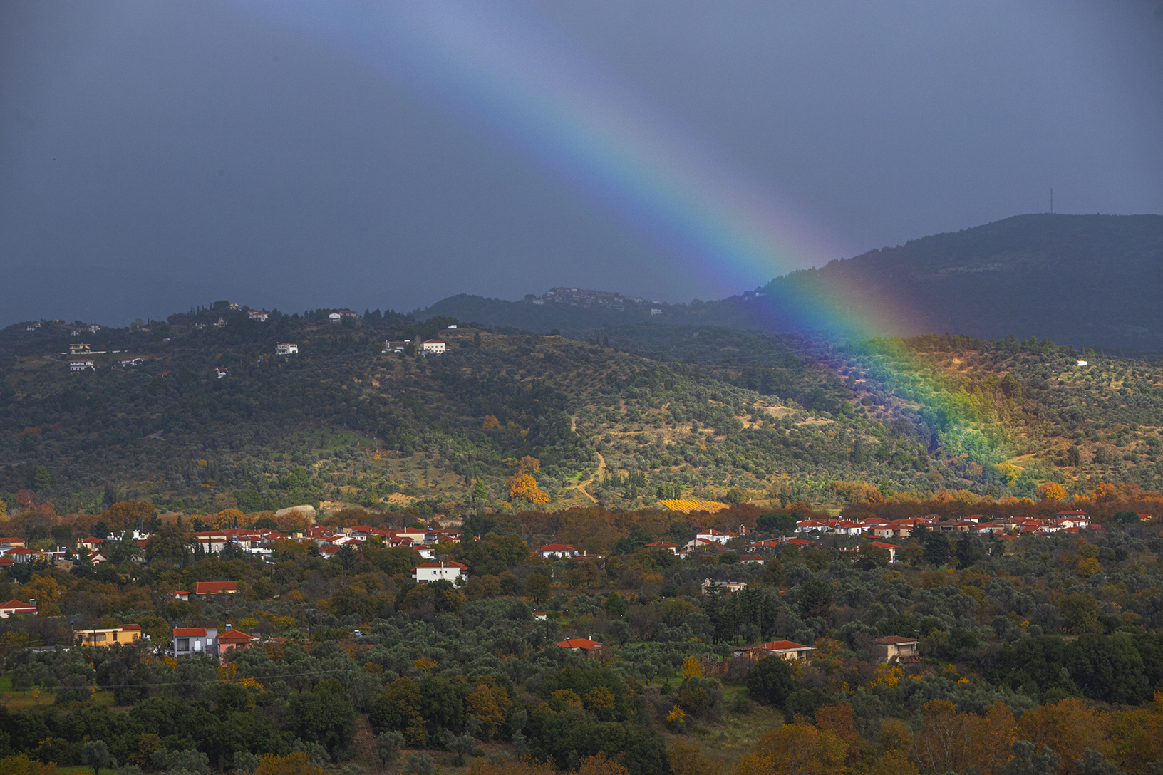 Χωριό Βρύση. Φωτογραφία: ©Βασίλης Συκάς, για τον Δήμο Κύμης-Αλιβερίου