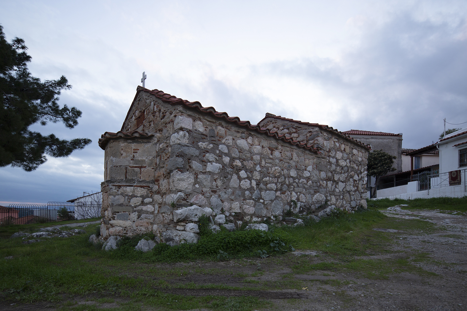 Εκκλησία Κοίμησης Θεοτόκου (Παναγίτσα), Αλιβέρι. Φωτογραφία: ©Βασίλης Συκάς, για τον Δήμο Κύμης-Αλιβερίου