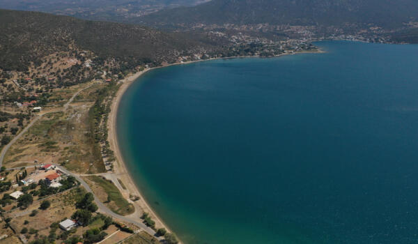 Παραλία Άγιος Δημήτριος. Φωτογραφία: ©Βασίλης Συκάς, για τον Δήμο Κύμης-Αλιβερίου