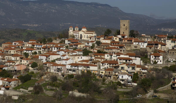 Χωριό Αυλωνάρι. Φωτογραφία: ©Βασίλης Συκάς, για τον Δήμο Κύμης-Αλιβερίου