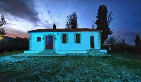 a2ff97db-d917-423e-a651-19847d35e811